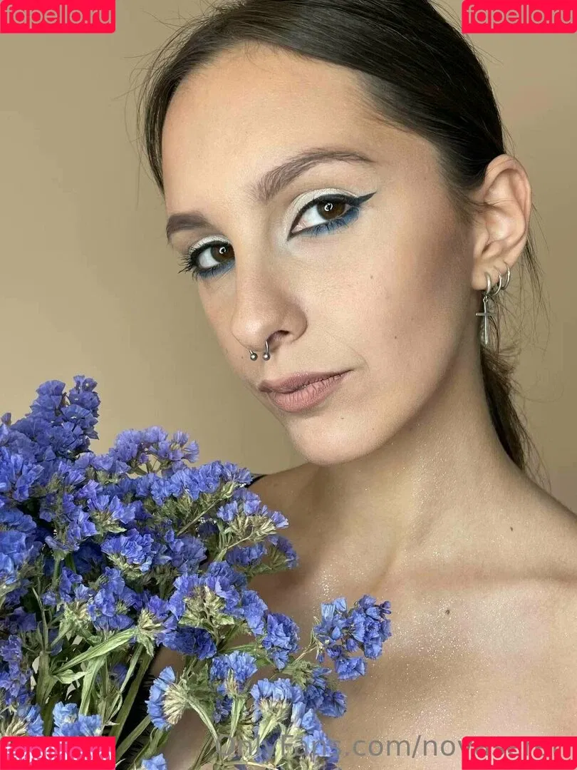 novaseren Onlyfans Photo Gallery 