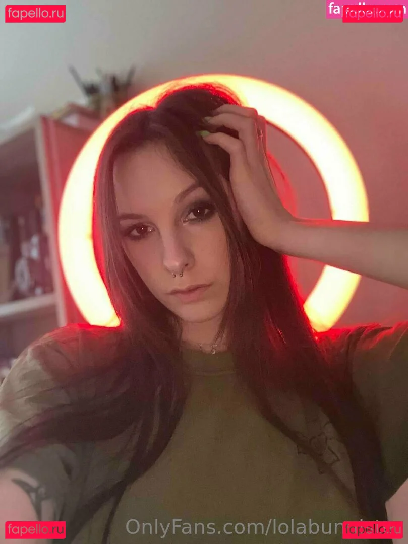 novaseren Onlyfans Photo Gallery 