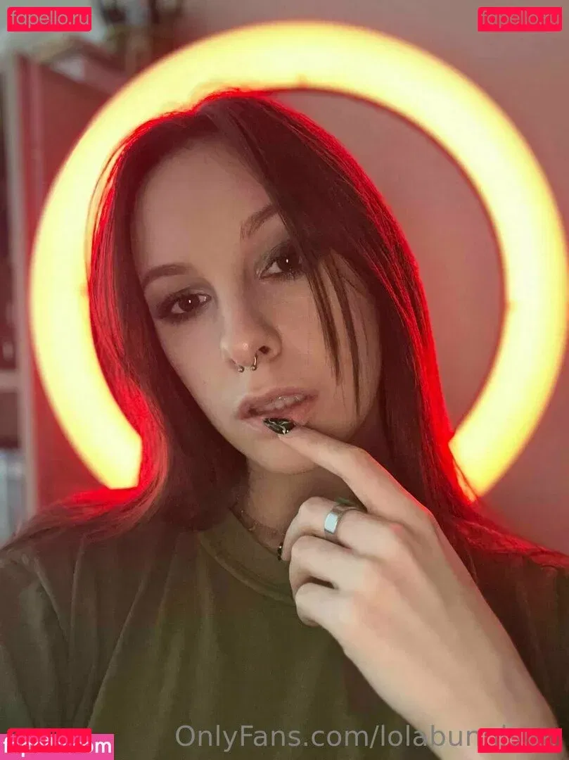 novaseren Onlyfans Photo Gallery 