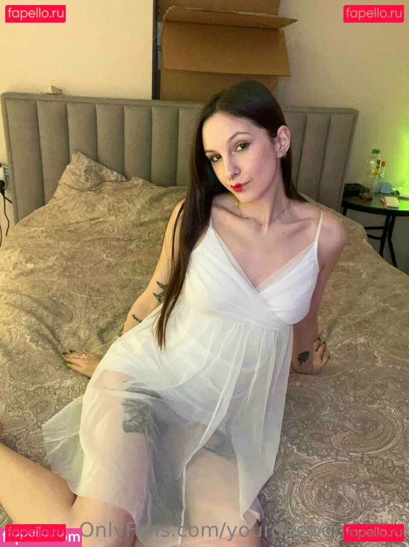 novaseren Onlyfans Photo Gallery 