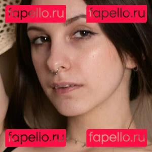 novaseren Onlyfans Photo Gallery 