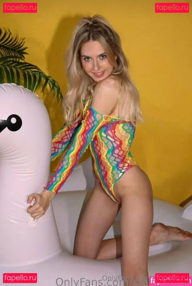 novaseren Onlyfans Photo Gallery 