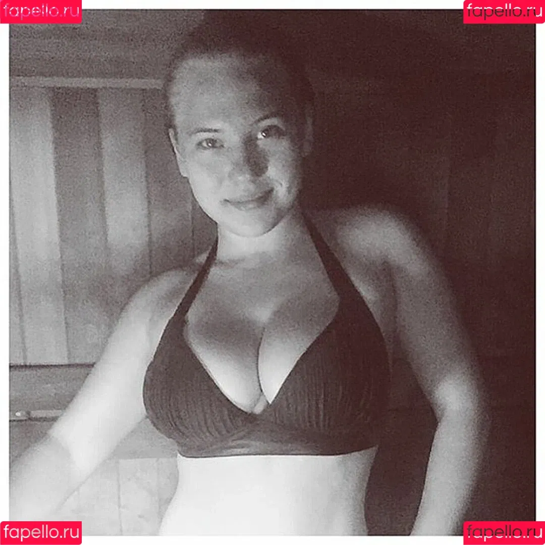 Anja Nissen Onlyfans Photo Gallery 