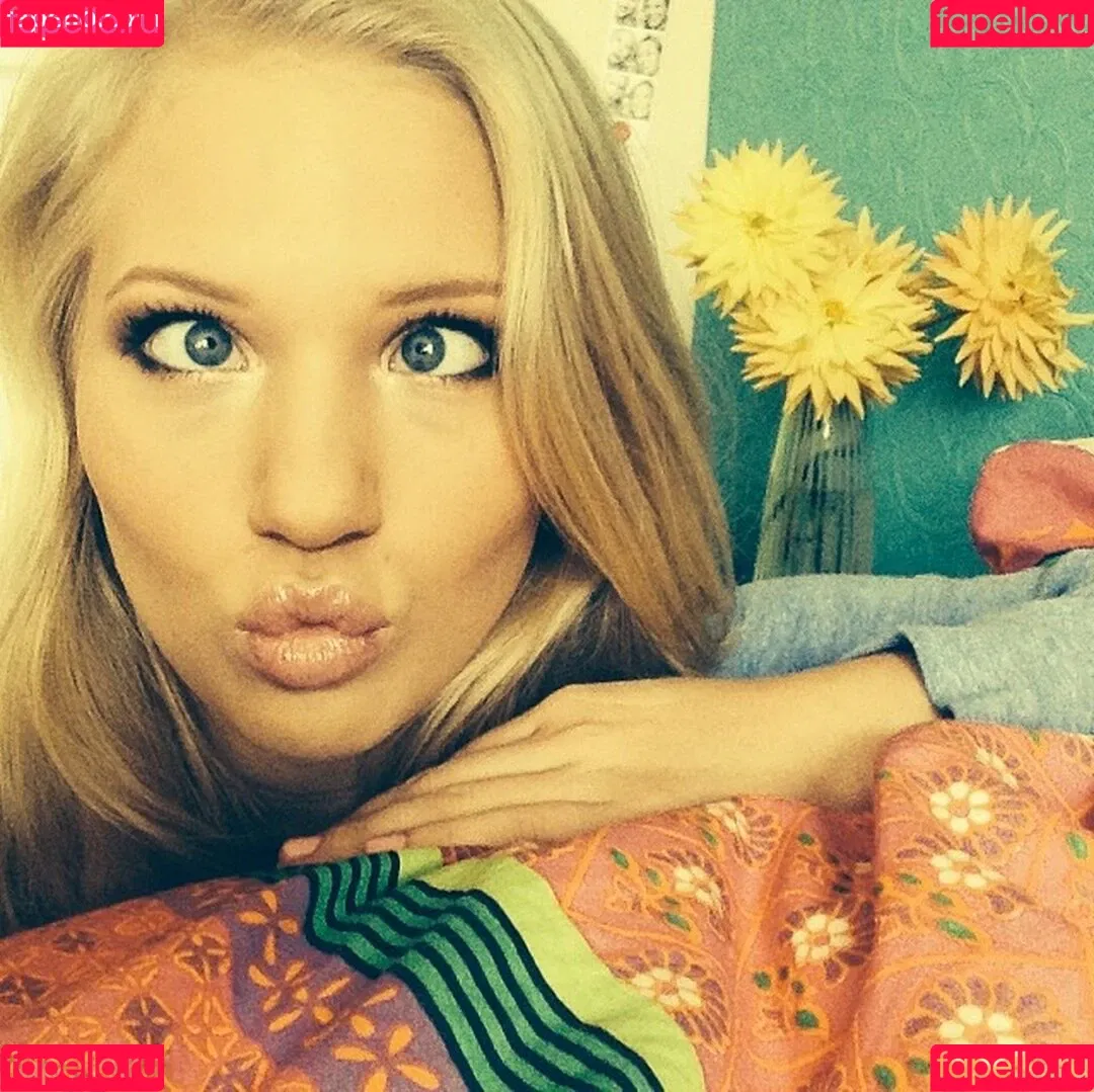 Anja Nissen Onlyfans Photo Gallery 