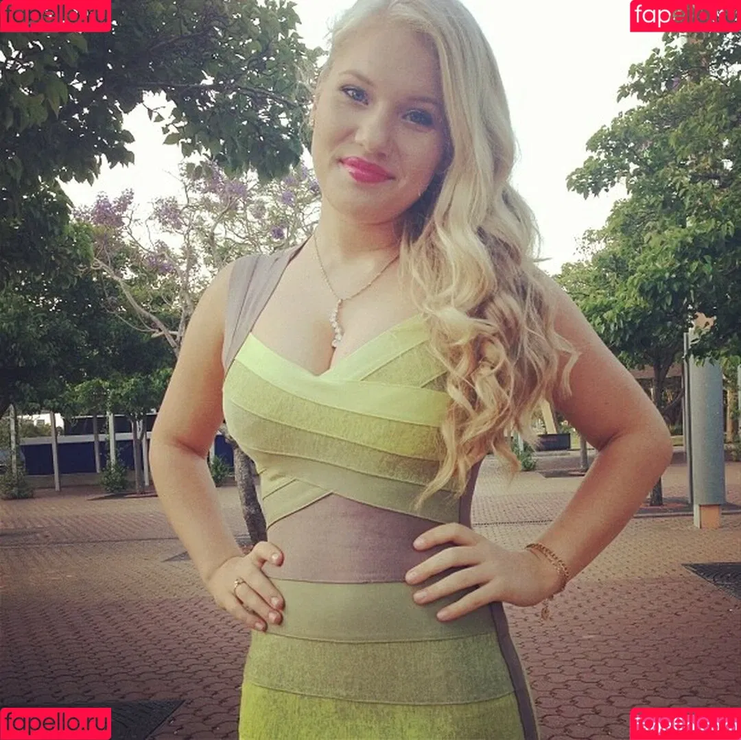 Anja Nissen Onlyfans Photo Gallery 