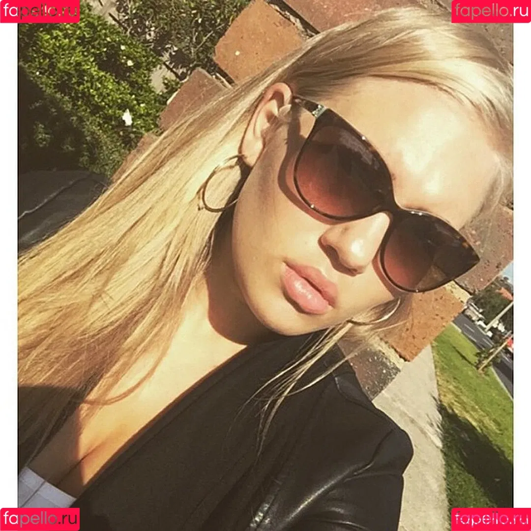 Anja Nissen Onlyfans Photo Gallery 