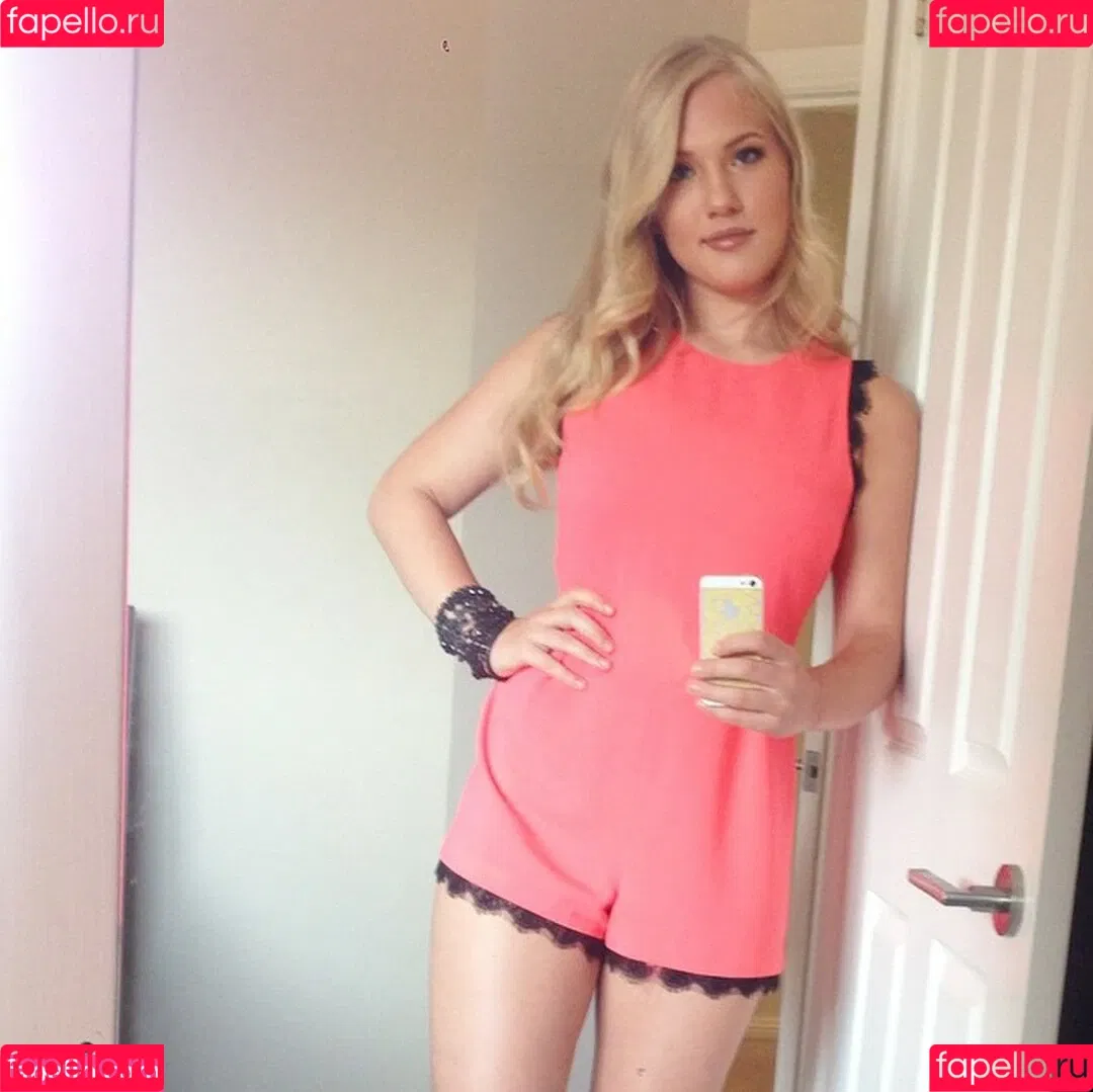 Anja Nissen Onlyfans Photo Gallery 