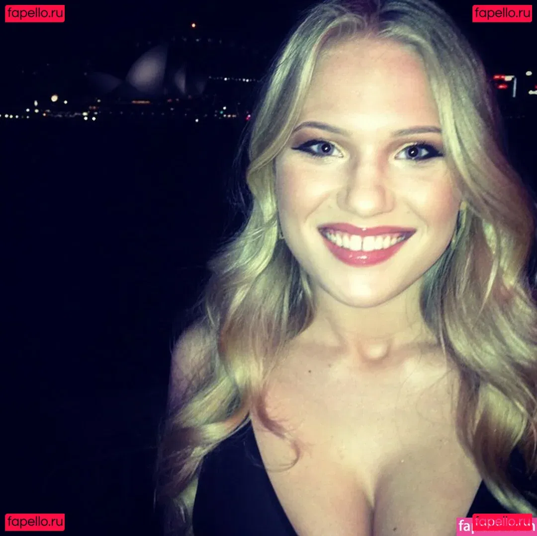 Anja Nissen Onlyfans Photo Gallery 