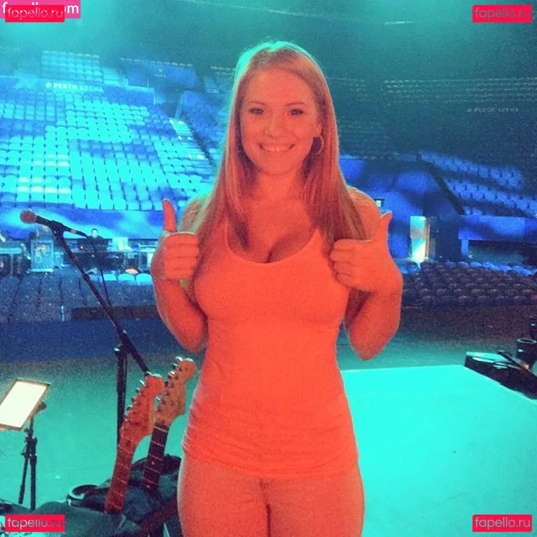 Anja Nissen Onlyfans Photo Gallery 