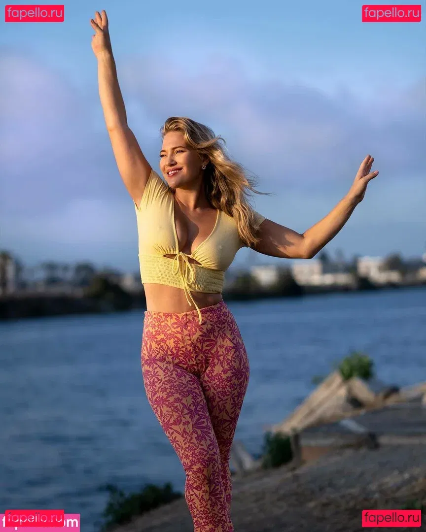 Anja Nissen Onlyfans Photo Gallery 