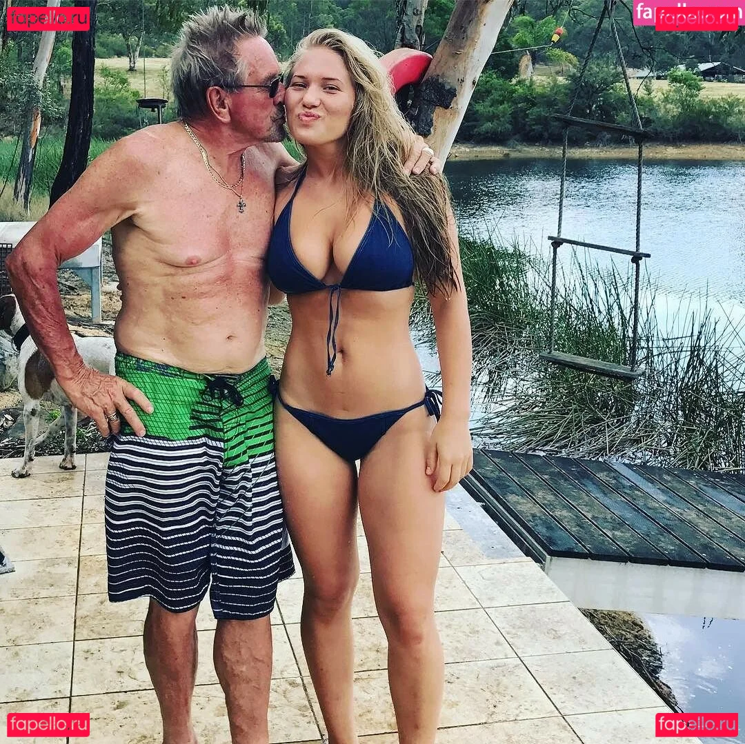 Anja Nissen Onlyfans Photo Gallery 