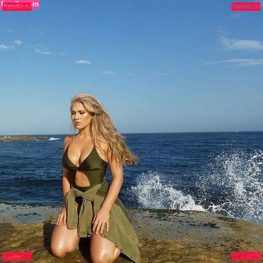 Anja Nissen Onlyfans Photo Gallery 