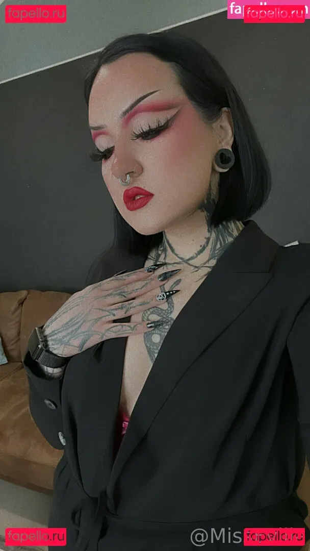 misseviliafree Onlyfans Photo Gallery 