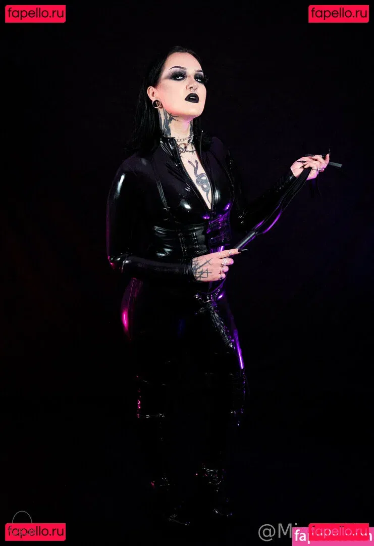 misseviliafree Onlyfans Photo Gallery 