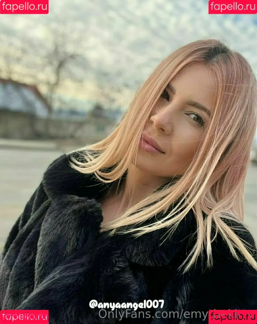 emythekitty Onlyfans Photo Gallery 