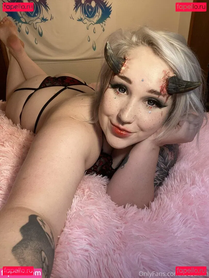 leesuhhh Onlyfans Photo Gallery 