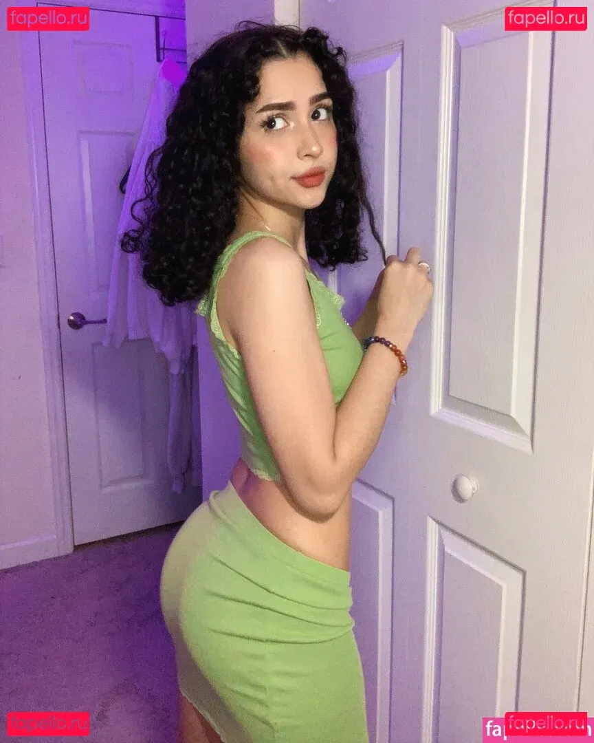 Ashleyrqe Onlyfans Photo Gallery 