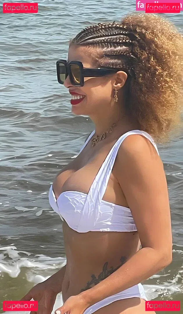 Vanessa Da Mata Onlyfans Photo Gallery 