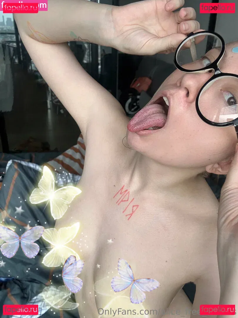 alice.free.sweets Onlyfans Photo Gallery 