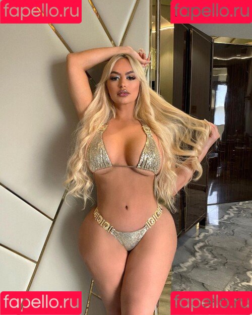 Maya Dutch Onlyfans Photo Gallery 