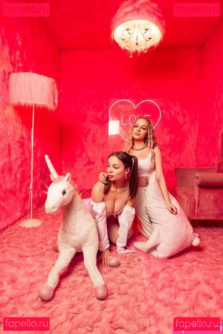 yaadashulya Onlyfans Photo Gallery 