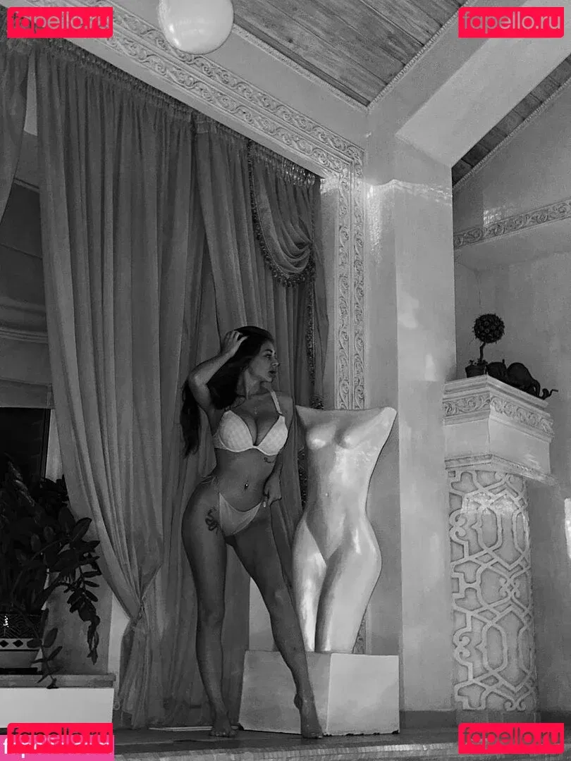 yaadashulya Onlyfans Photo Gallery 