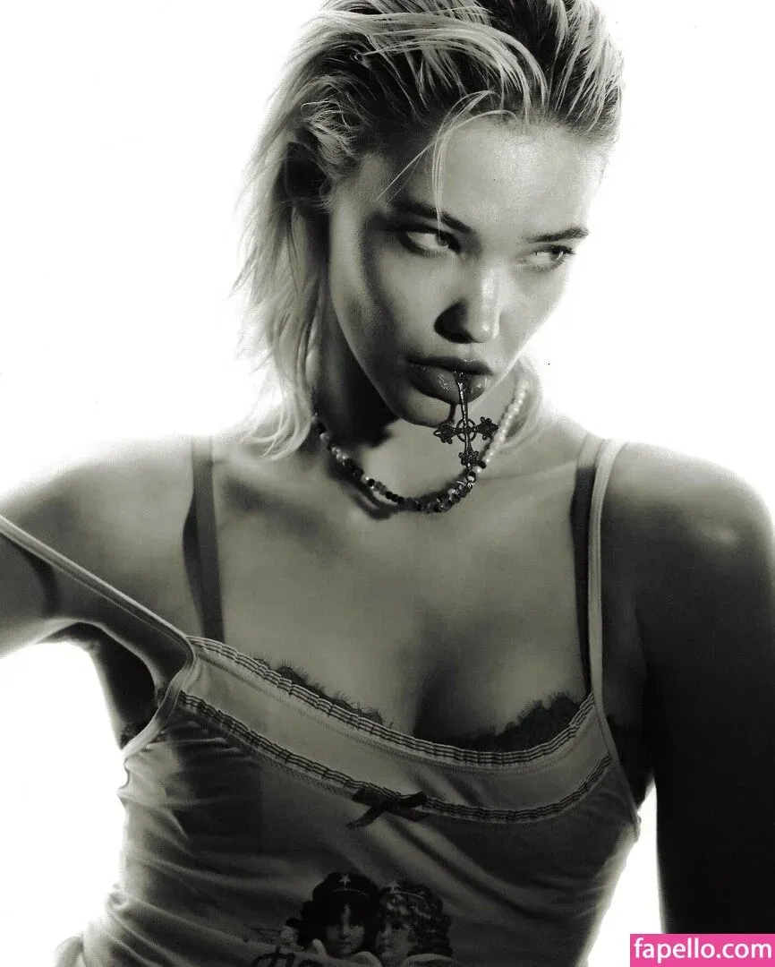 Isha Van Dijk Onlyfans Photo Gallery 