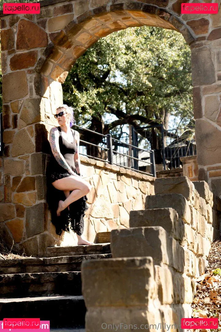 lilymonsterfree Onlyfans Photo Gallery 