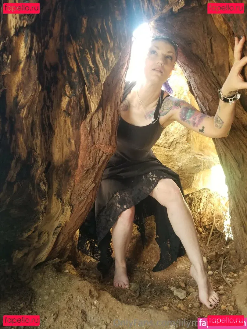 lilymonsterfree Onlyfans Photo Gallery 