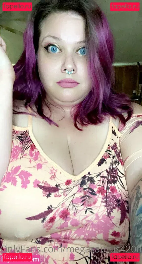 megasaurus420xofree Onlyfans Photo Gallery 