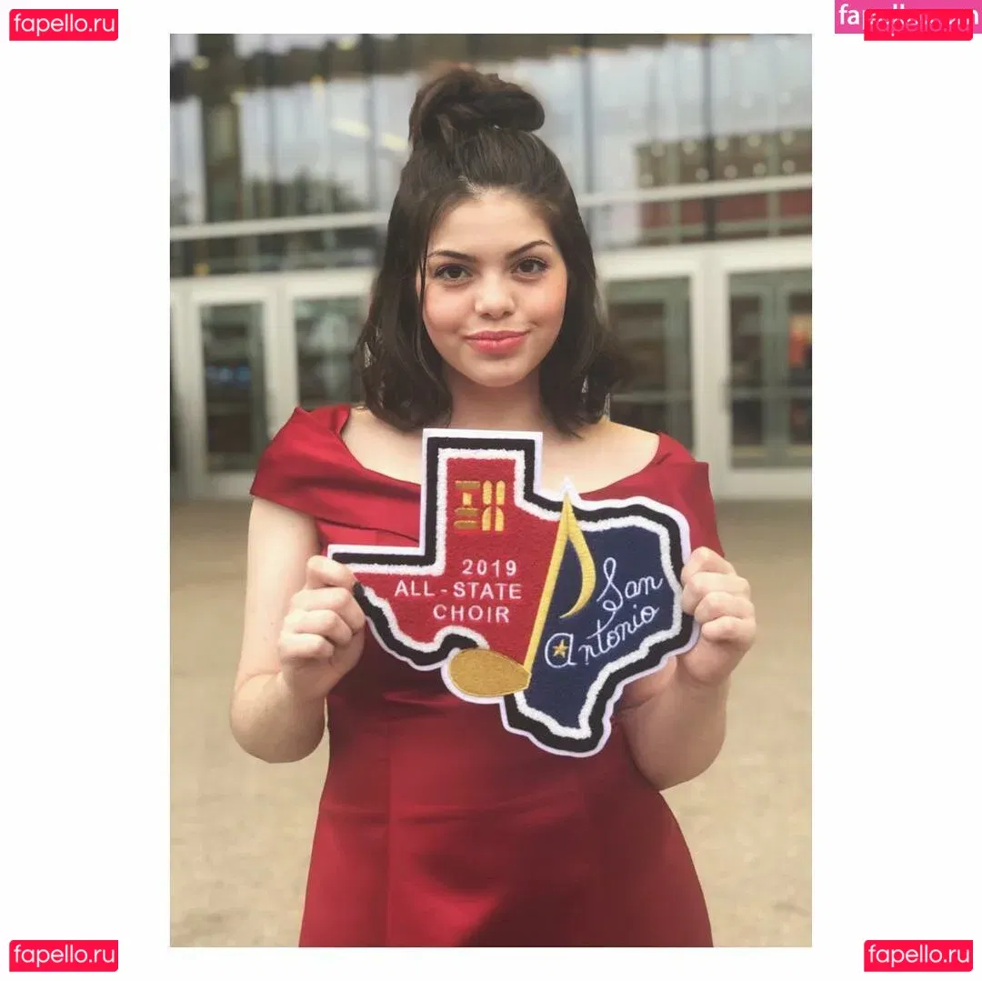 madelyn.whitehead Onlyfans Photo Gallery 