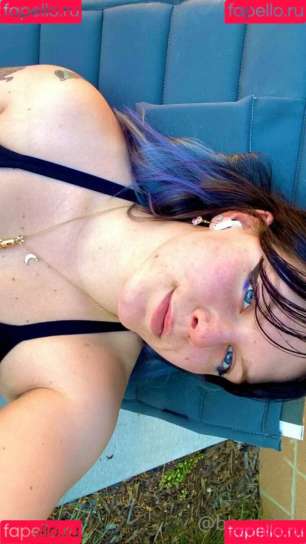 bbygirlviv Onlyfans Photo Gallery 