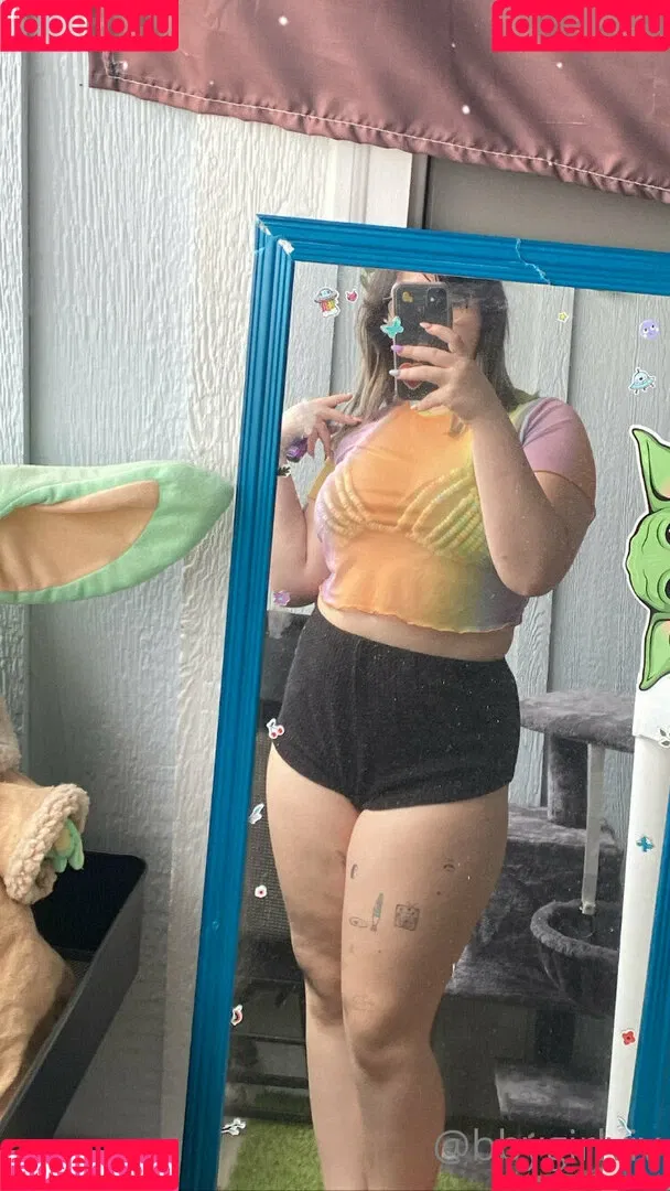 bbygirlviv Onlyfans Photo Gallery 