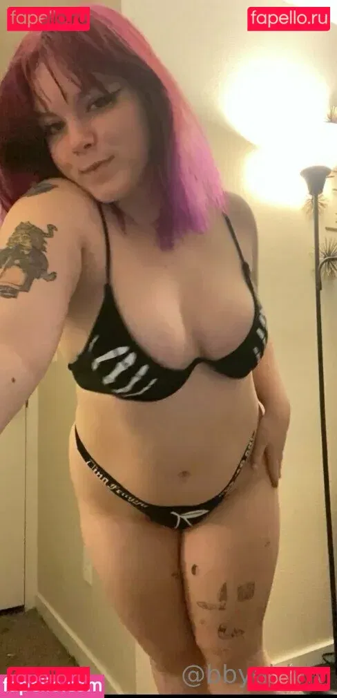 bbygirlviv Onlyfans Photo Gallery 
