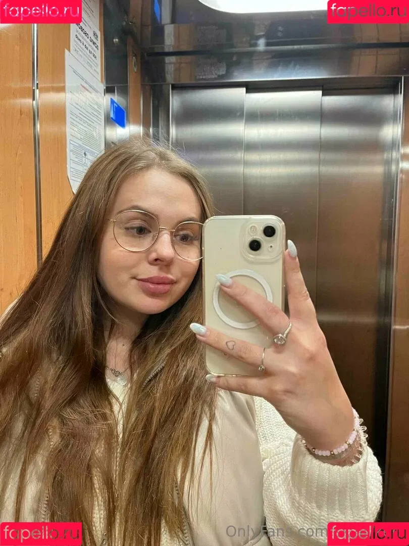 skyli_kerr Onlyfans Photo Gallery 