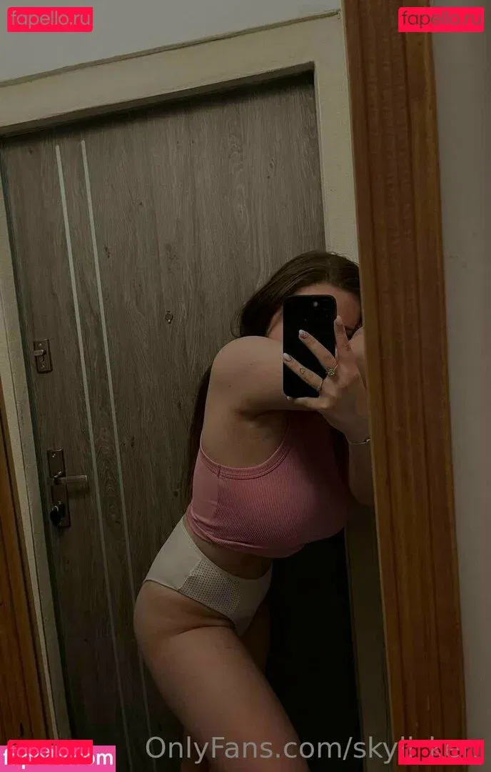 skyli_kerr Onlyfans Photo Gallery 