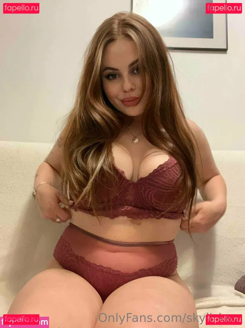 skyli_kerr Onlyfans Photo Gallery 