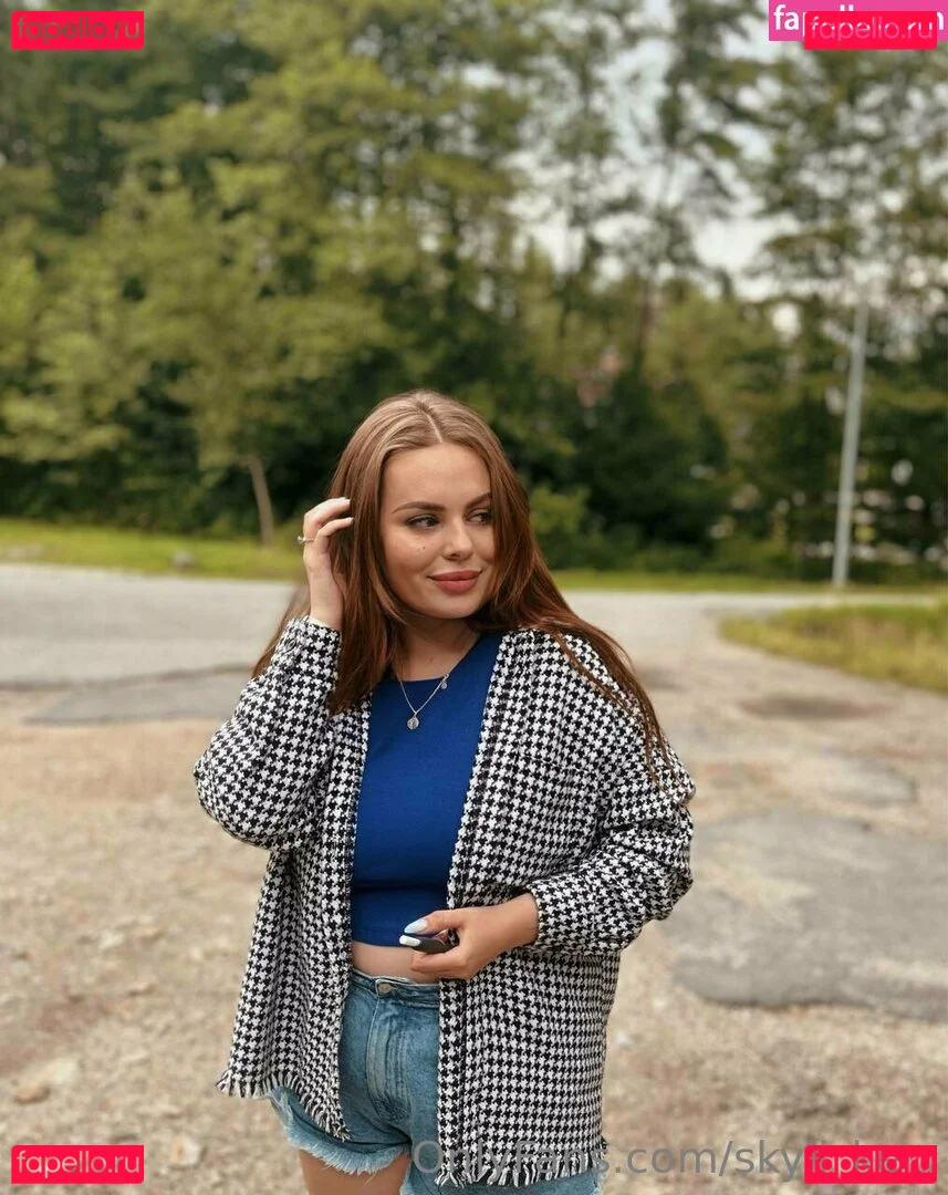 skyli_kerr Onlyfans Photo Gallery 