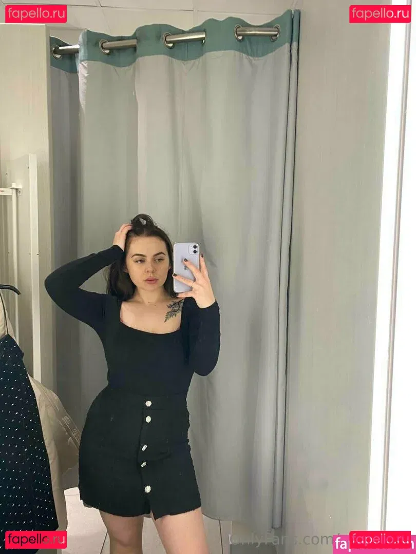 skyli_kerr Onlyfans Photo Gallery 