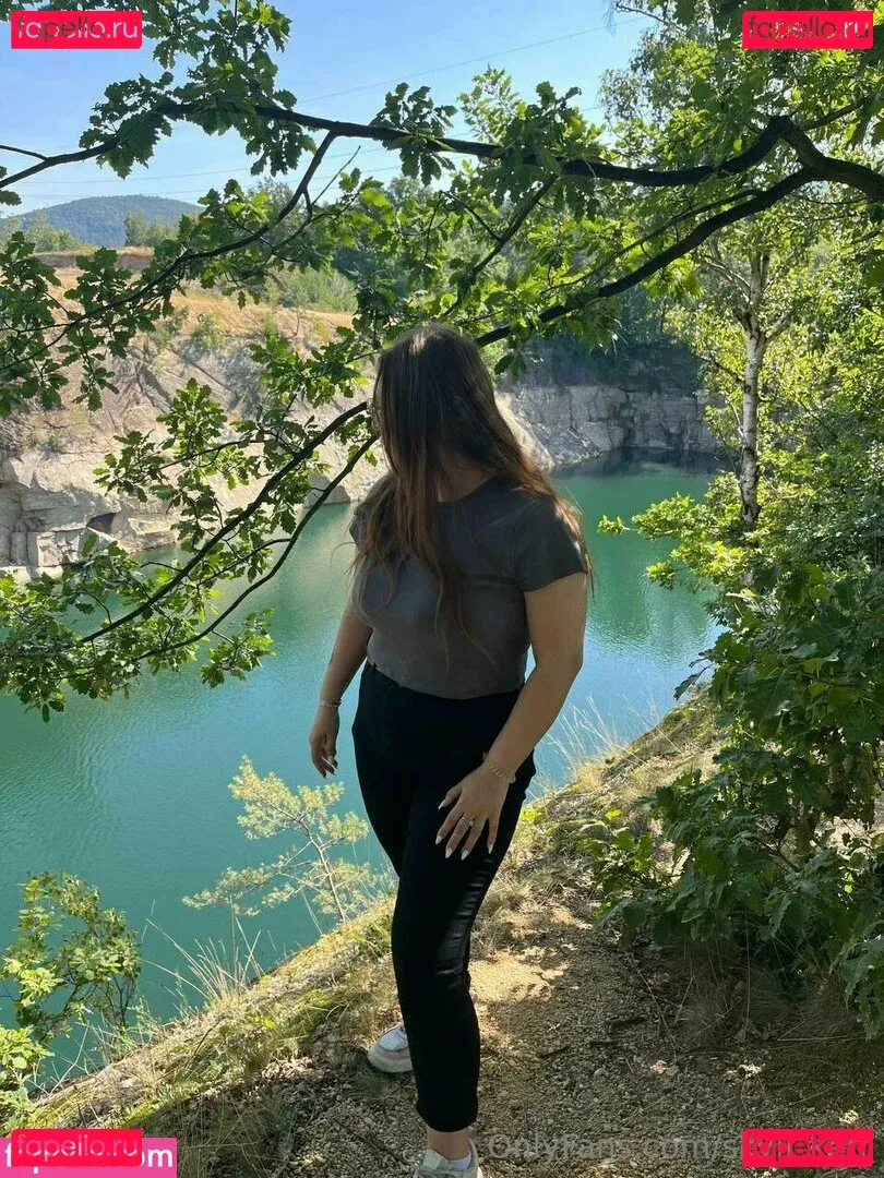 skyli_kerr Onlyfans Photo Gallery 