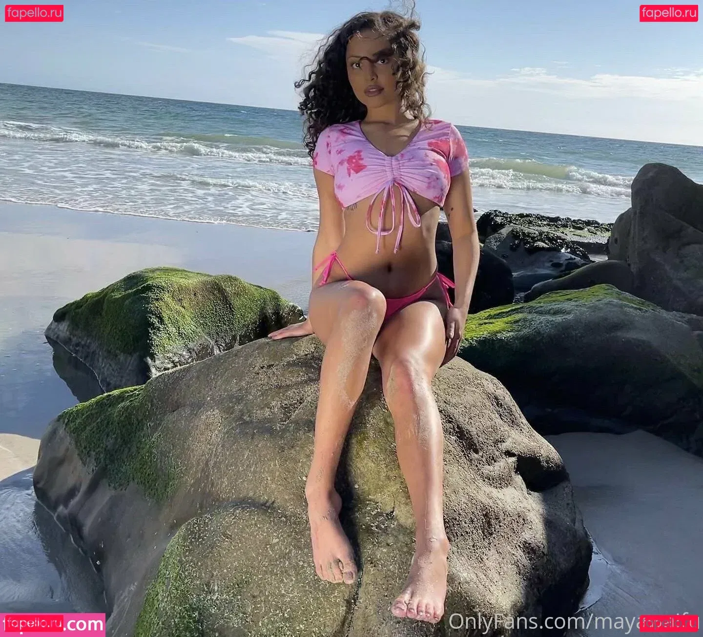 mayawaifu Onlyfans Photo Gallery 