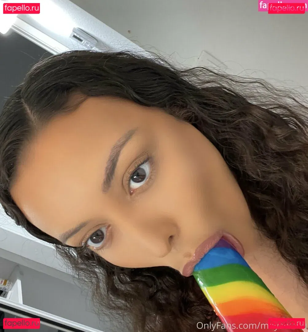 mayawaifu Onlyfans Photo Gallery 