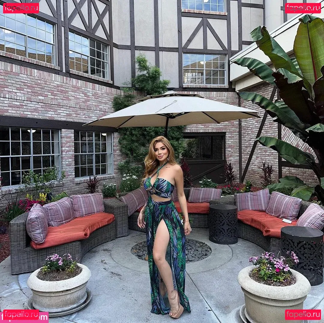 Zamira Garfias Onlyfans Photo Gallery 