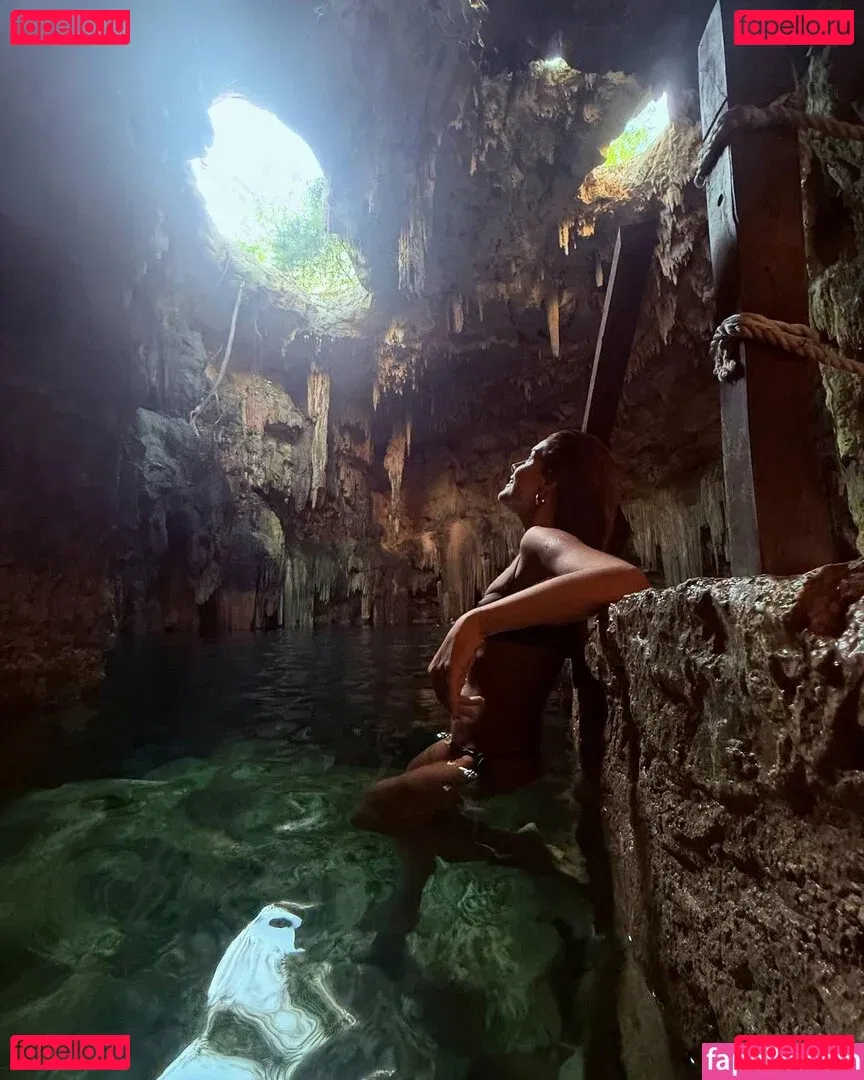 Paloma Bernardi Onlyfans Photo Gallery 