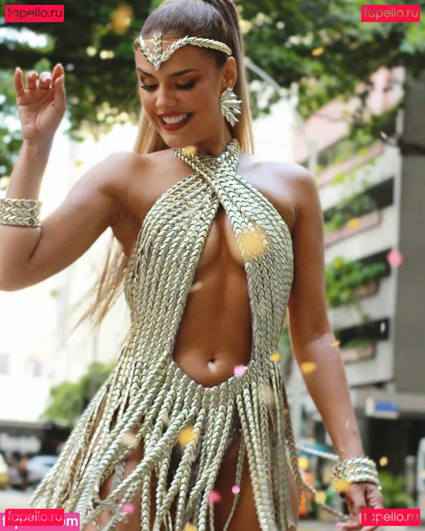 Paloma Bernardi Onlyfans Photo Gallery 