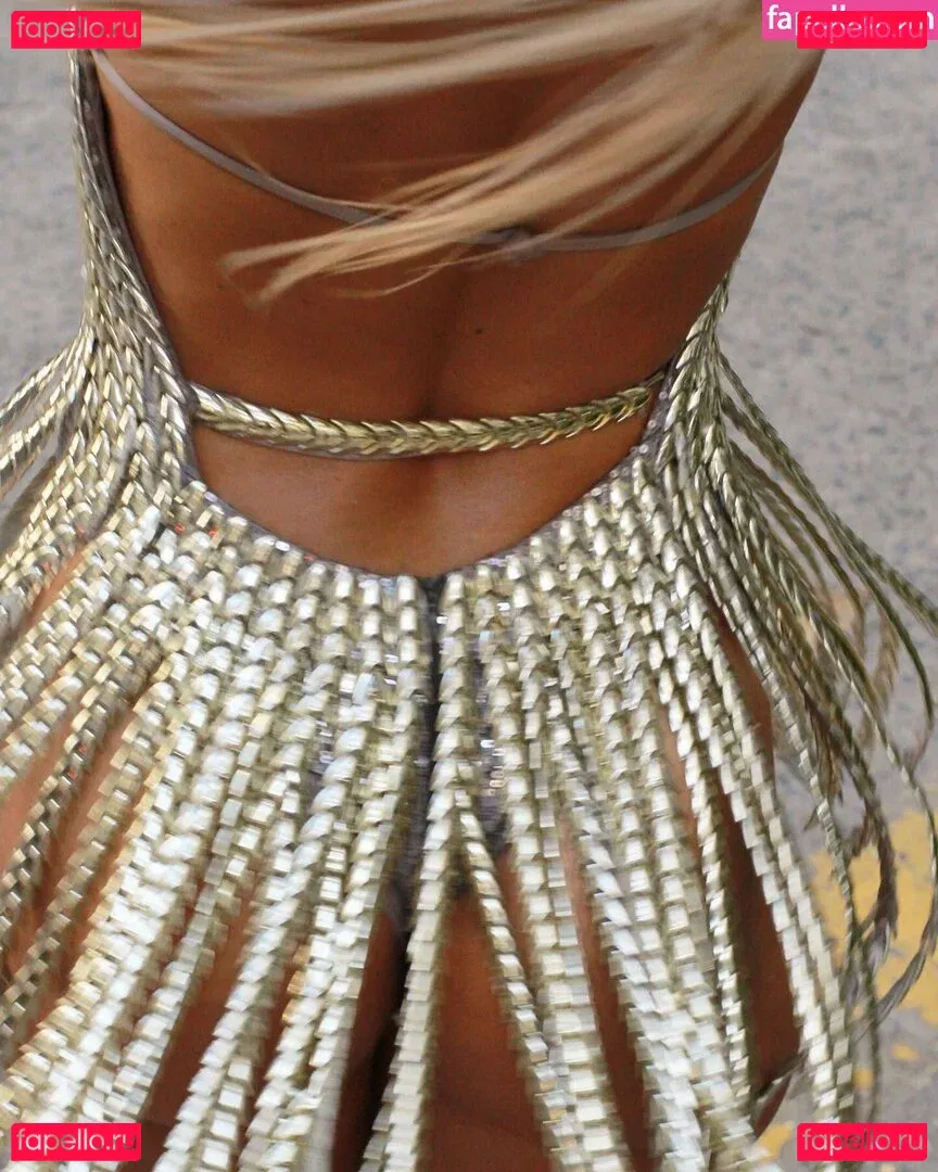 Paloma Bernardi Onlyfans Photo Gallery 