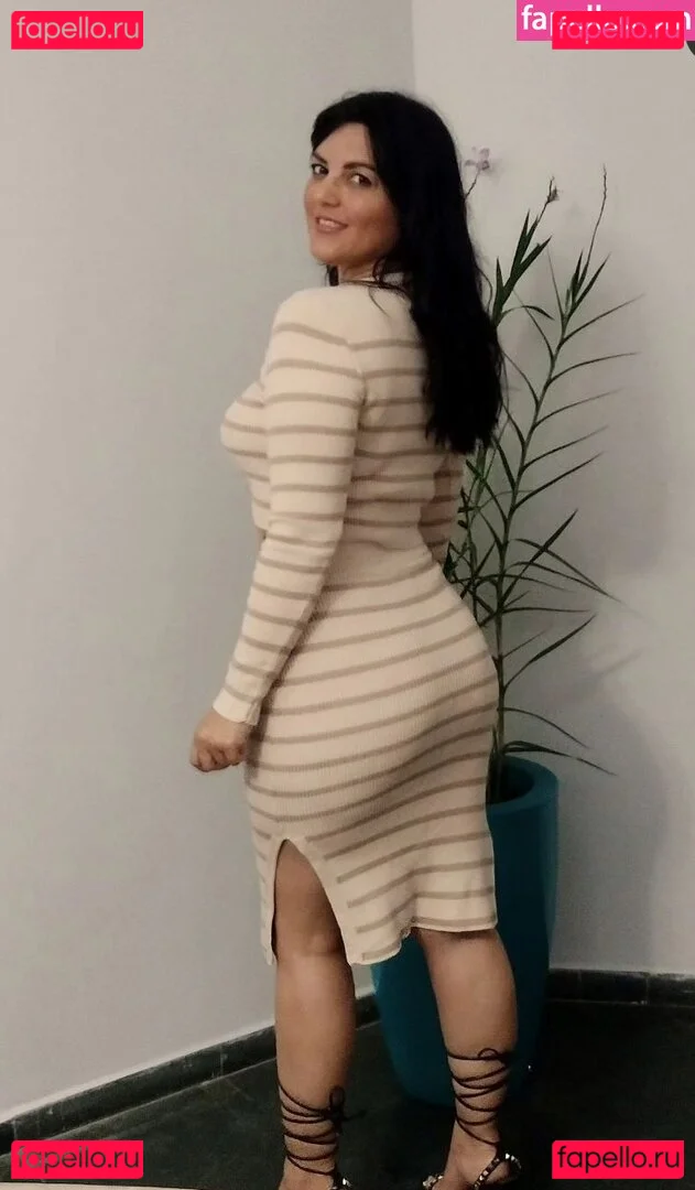 Karin Francini Onlyfans Photo Gallery 