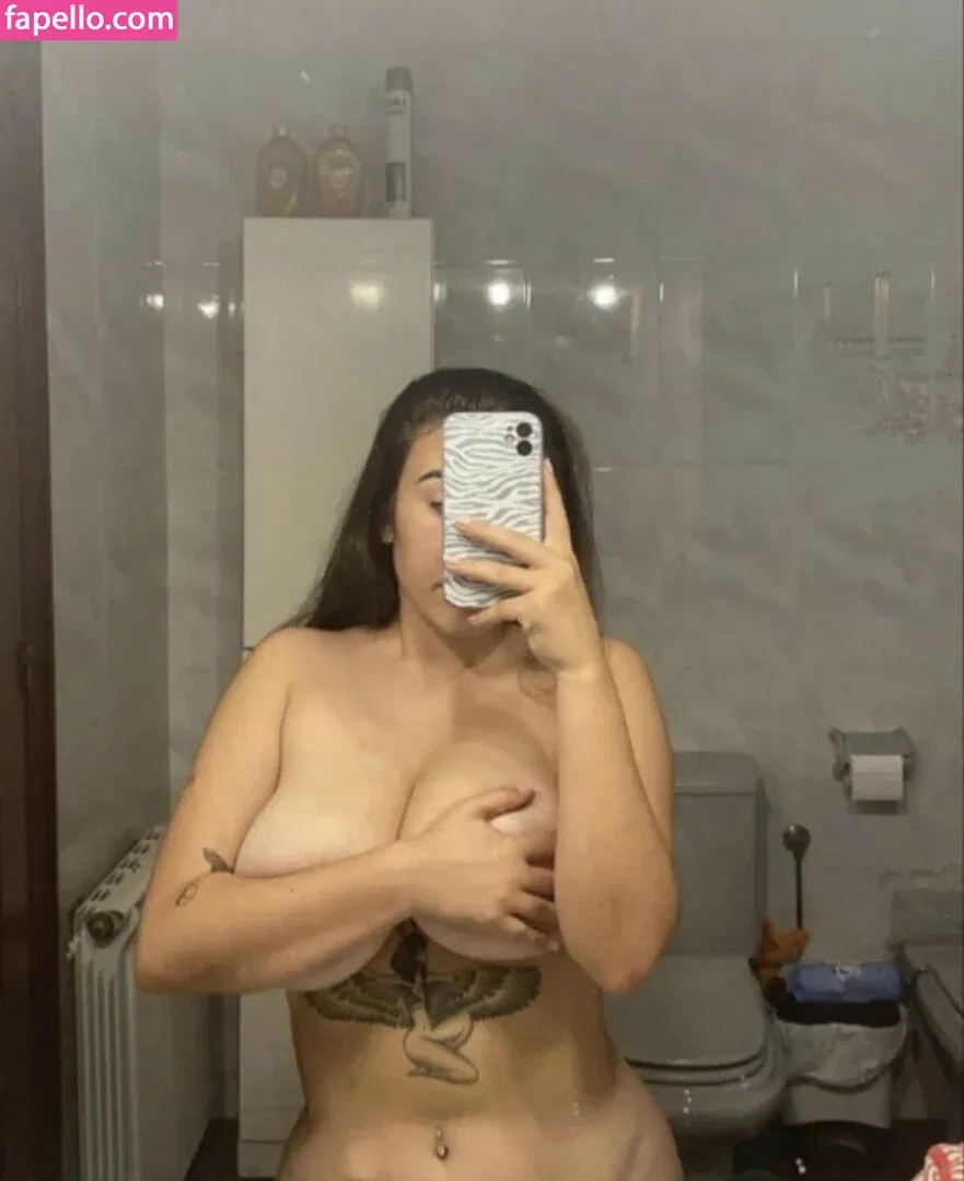 Noemi123130 Onlyfans Photo Gallery 