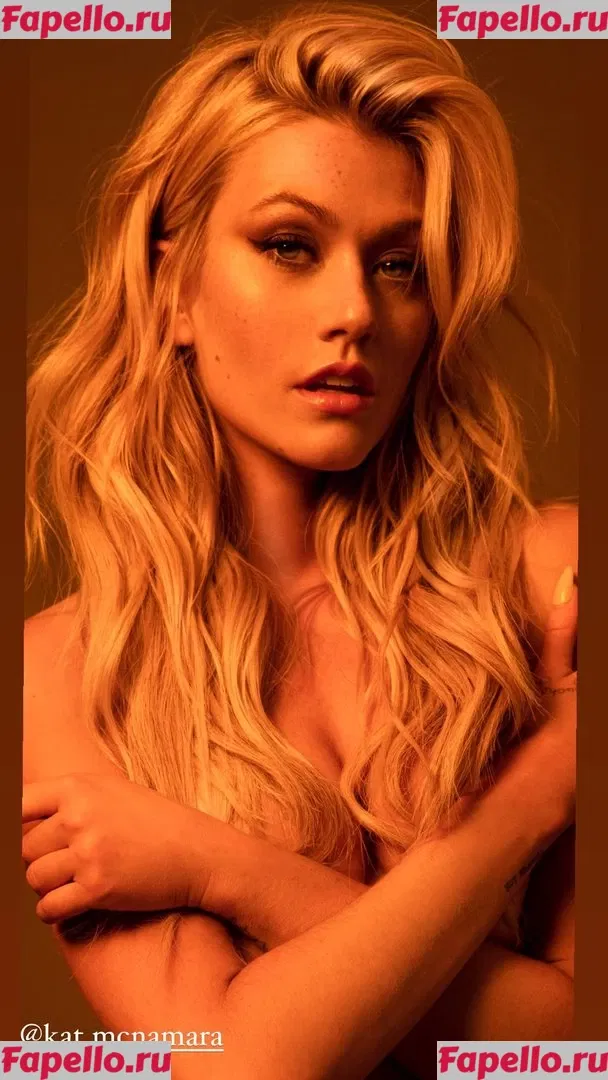 Katherine McNamara Onlyfans Photo Gallery 
