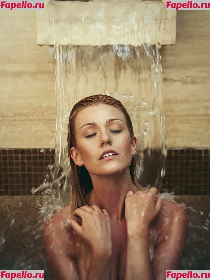Katherine McNamara Onlyfans Photo Gallery 
